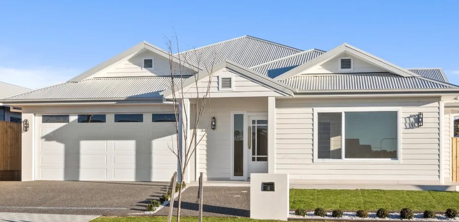 Moss Vale Brand New SIL